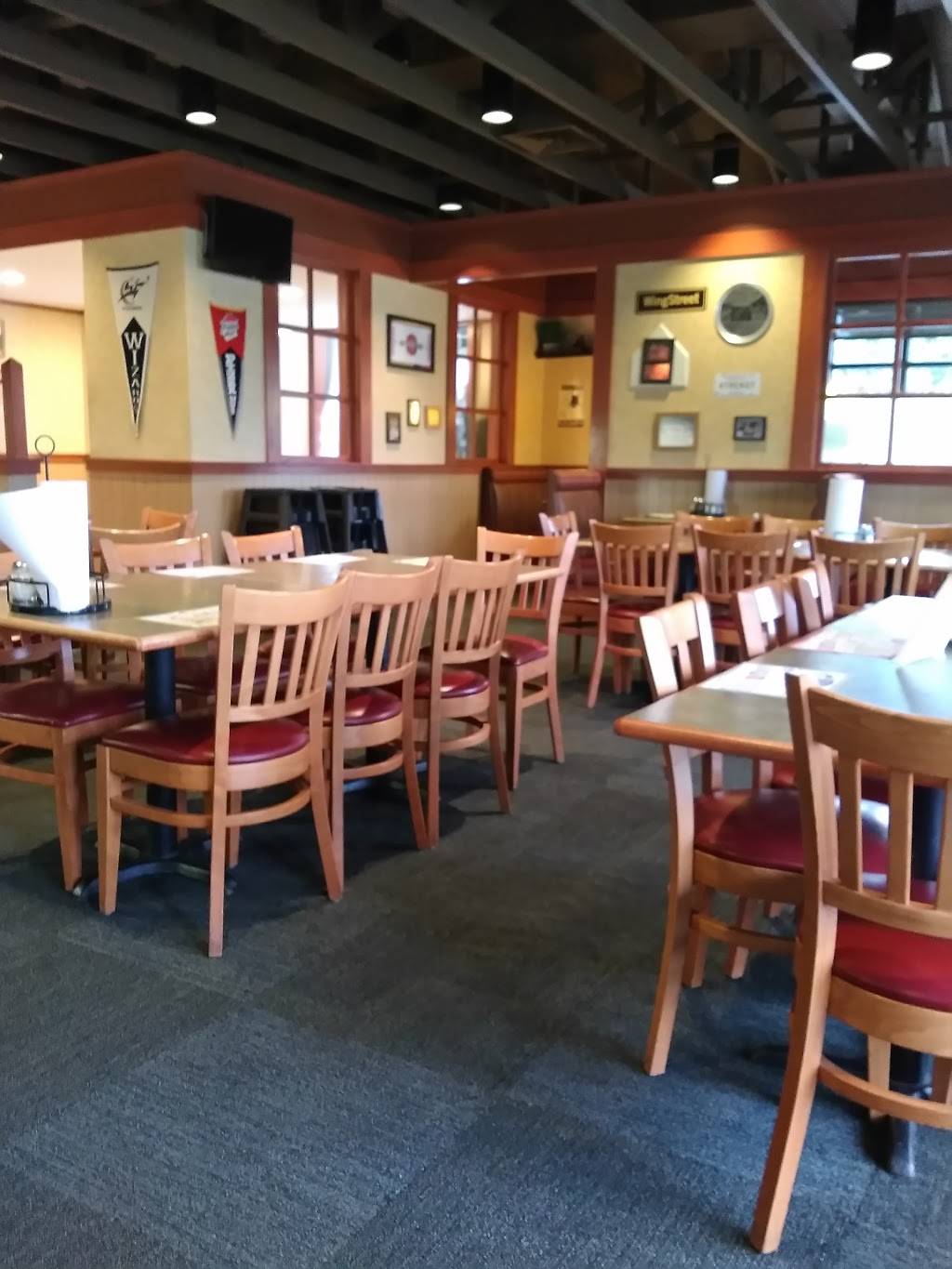 Pizza Hut | meal takeaway | 4206 S Amherst Hwy, Madison Heights, VA 24572, USA | 4348460459 OR +1 434-846-0459