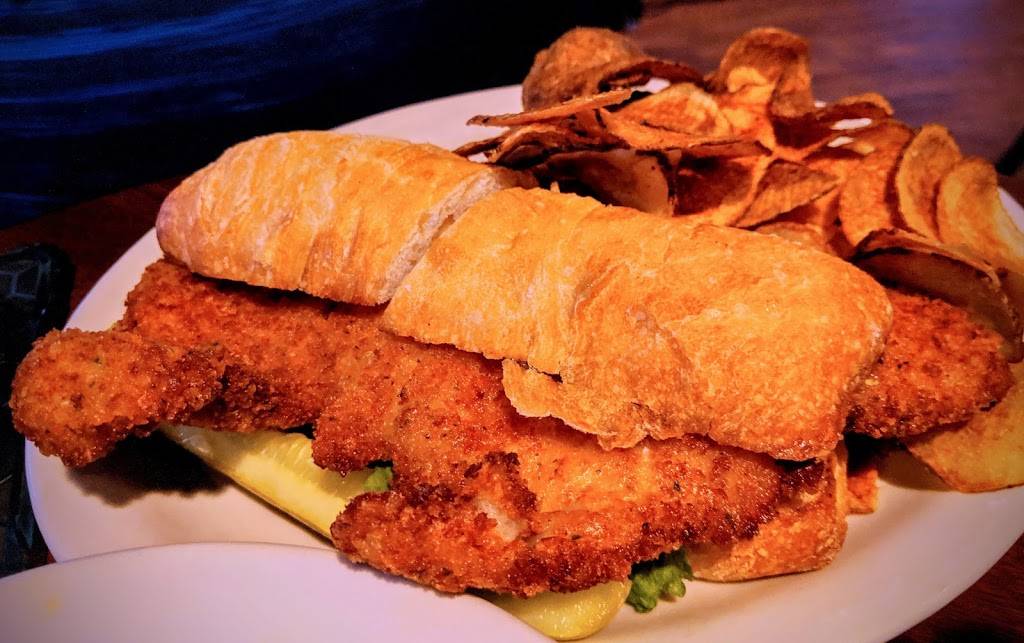 Fieldhouse Pub and Grill | restaurant | 510 N Theresa Ave, St. Louis, MO 63103, USA | 3142890311 OR +1 314-289-0311