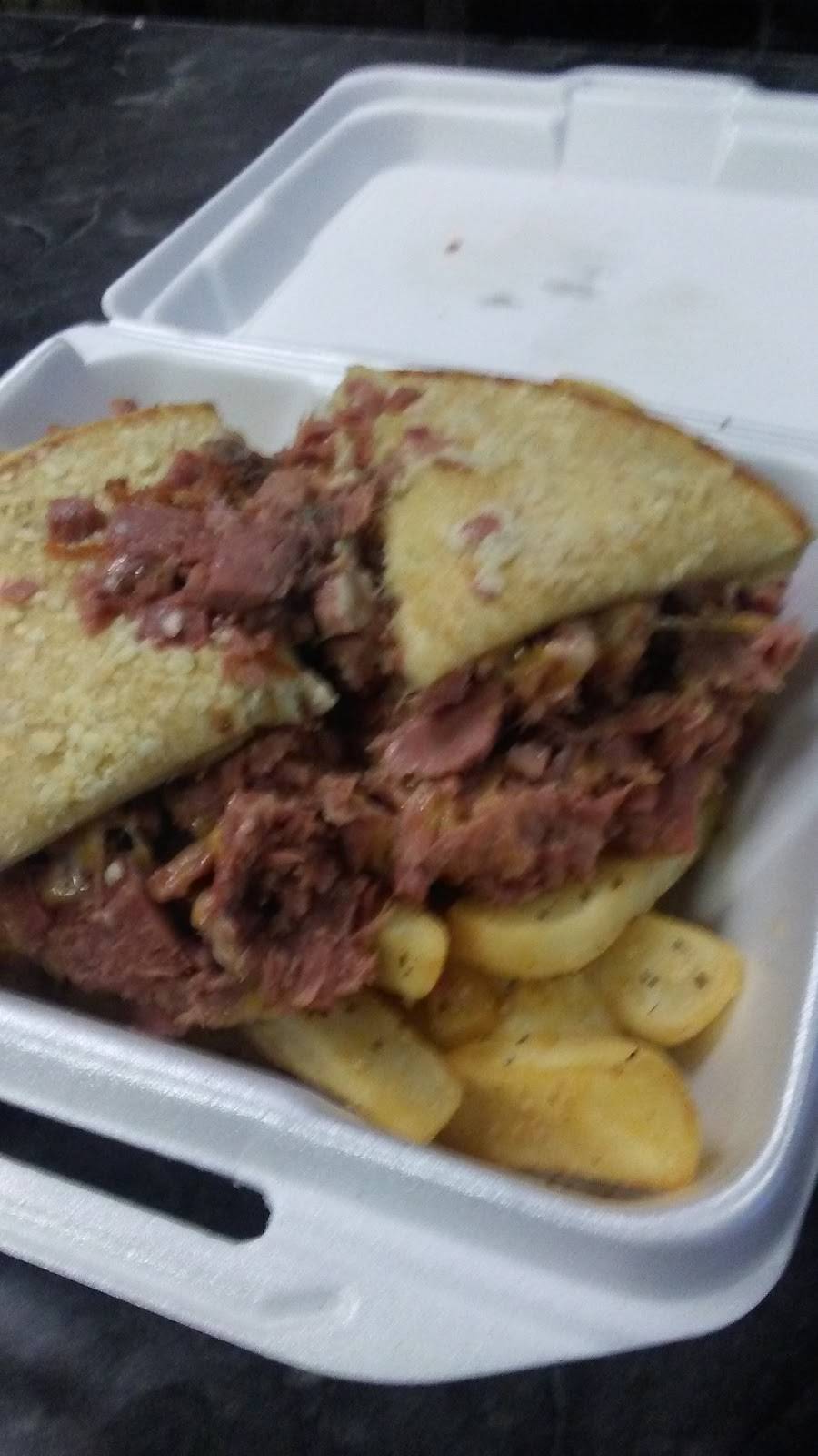 BBs Diner | restaurant | 5223 Seven Mile E, Detroit, MI 48234, USA | 3133660905 OR +1 313-366-0905