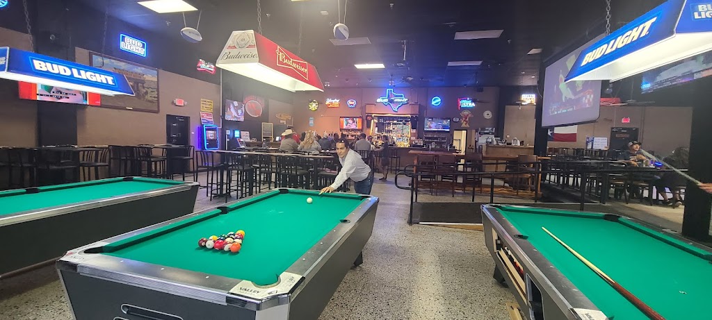 Whiskey River Saloon | restaurant | 125 E Concho Ave, San Angelo, TX 76903, USA | 3252843400 OR +1 325-284-3400