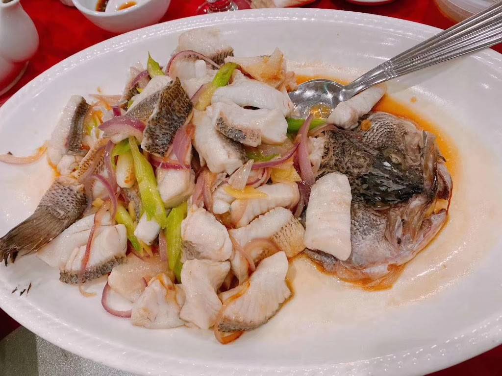 Ocean Tide | restaurant | 6742 Bustleton Ave, Philadelphia, PA 19149, USA | 2156131911 OR +1 215-613-1911