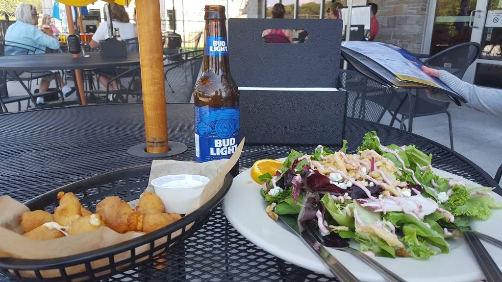 Mr Brews Taphouse | restaurant | 201 S Riverheath Way Suite 1100, Appleton, WI 54915, USA | 9208153516 OR +1 920-815-3516