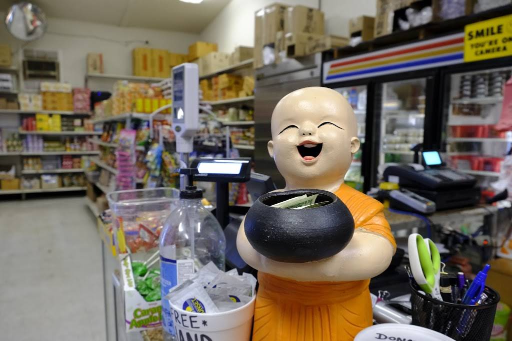 AC MART & DELI | restaurant | 3080 E Olive Ave, Fresno, CA 93701, USA | 5594417518 OR +1 559-441-7518