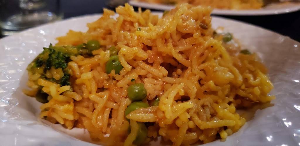 Reemas Indian Cuisine | restaurant | 607 S Illinois Ave, Carbondale, IL 62901, USA | 6184576666 OR +1 618-457-6666