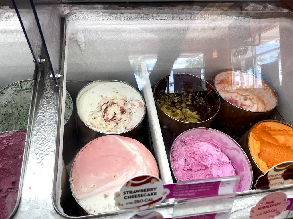 Dunkin | bakery | 2300 W Hillsborough Ave, Tampa, FL 33603, USA | 8133504048 OR +1 813-350-4048