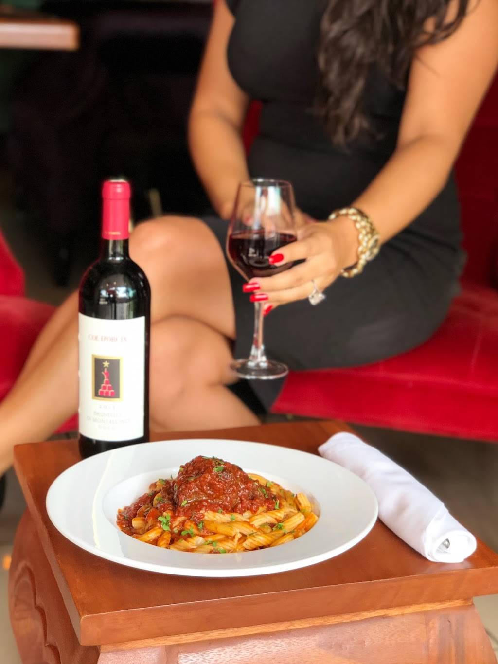 SALA Wine Bar & Bistro | restaurant | 528 S Park Ave, Winter Park, FL 32789, USA | 4076367222 OR +1 407-636-7222