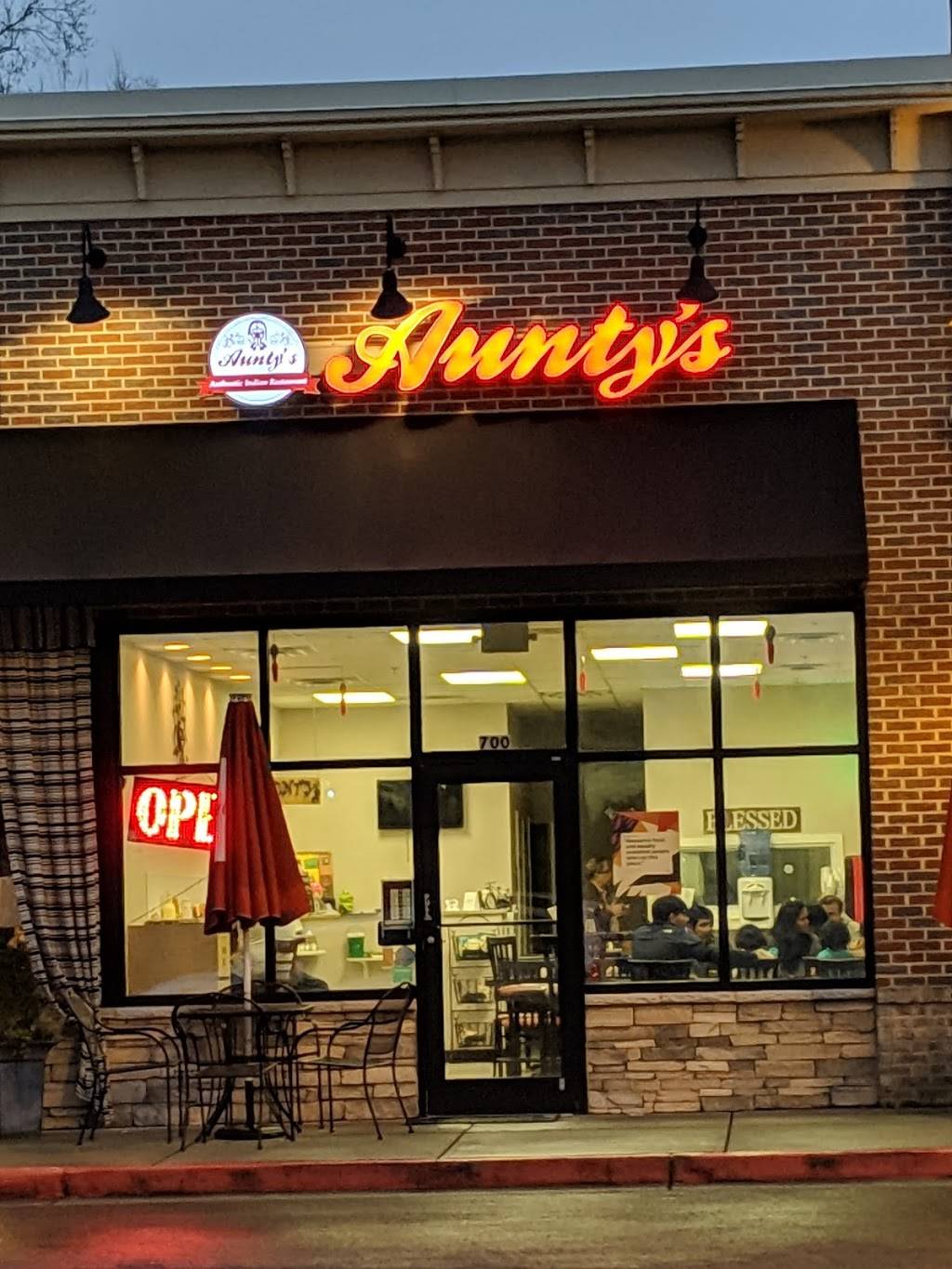 Auntys Kitchen | restaurant | 735 N Main St Suite 700, Alpharetta, GA 30009, USA | 4703589526 OR +1 470-358-9526