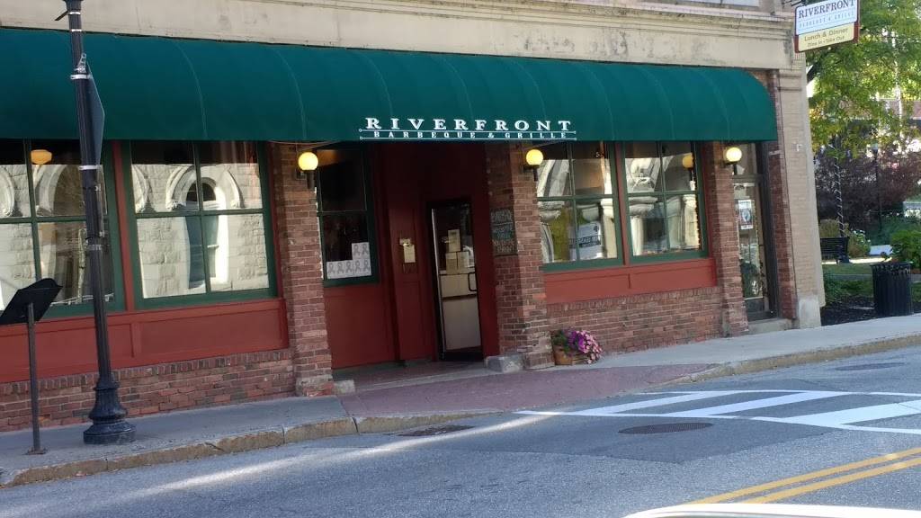 Riverfront Barbeque & Grille | restaurant | 300 Water St, Augusta, ME 04330, USA | 2076228899 OR +1 207-622-8899