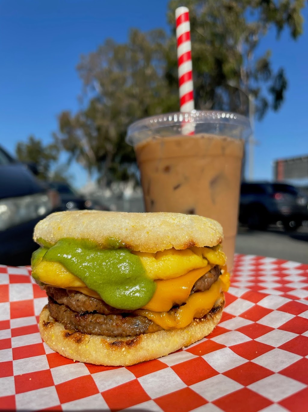 VOWburger | 100% plant-based | restaurant | 12885 Beach Blvd Suite 14, Stanton, CA 90680, USA | 7147991919 OR +1 714-799-1919