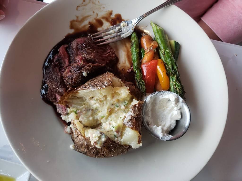 McMillins Dining Room | restaurant | 248 Reuben Memorial Dr, Friday Harbor, WA 98250, USA | 3603785757 OR +1 360-378-5757