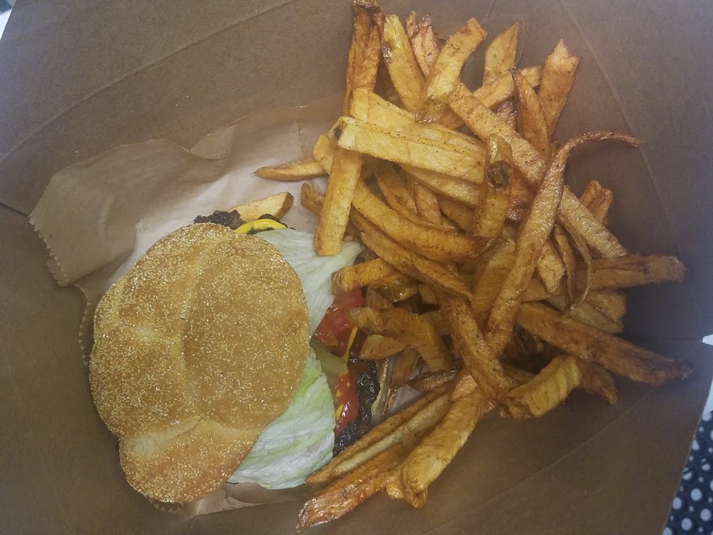 Munch Box | restaurant | 322 W Lincoln Hwy, Chicago Heights, IL 60411, USA | 7083006167 OR +1 708-300-6167