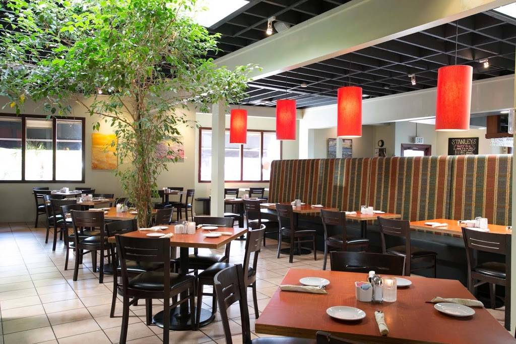 Stanleys Restaurant | restaurant | 4336 Van Nuys Blvd, Sherman Oaks, CA 91403, USA | 8184538025 OR +1 818-453-8025
