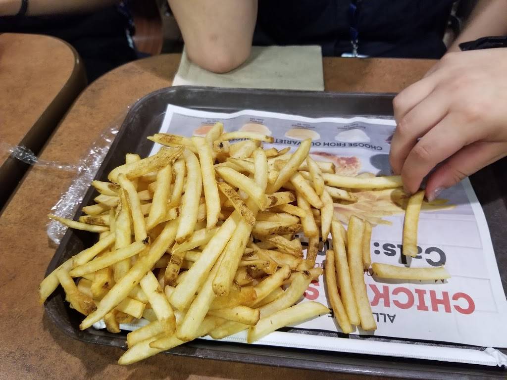 Wendys | restaurant | 1950 Walkley Rd, Ottawa, ON K1H 1W1, Canada | 6137390311 OR +1 613-739-0311