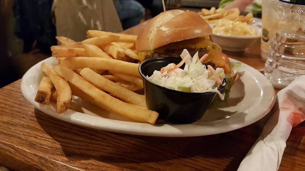 Cracker Barrel Old Country Store | restaurant | 2692 Boones Creek Rd, Johnson City, TN 37615, USA | 4232828113 OR +1 423-282-8113