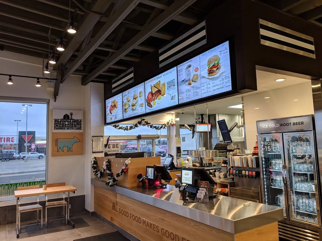 A&W Canada | restaurant | 656 Erb St W, Waterloo, ON N2T 2Z7, Canada | 2269888412 OR +1 226-988-8412