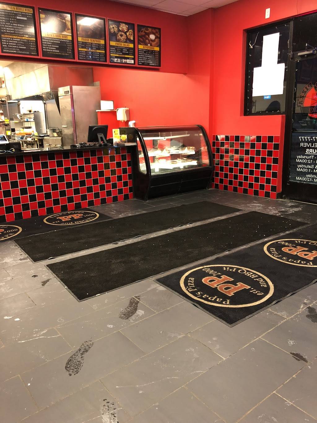 Papas Pizza & BBQ - Oak Park | restaurant | 15400 W Nine Mile Rd, Oak Park, MI 48237, USA | 2486777777 OR +1 248-677-7777