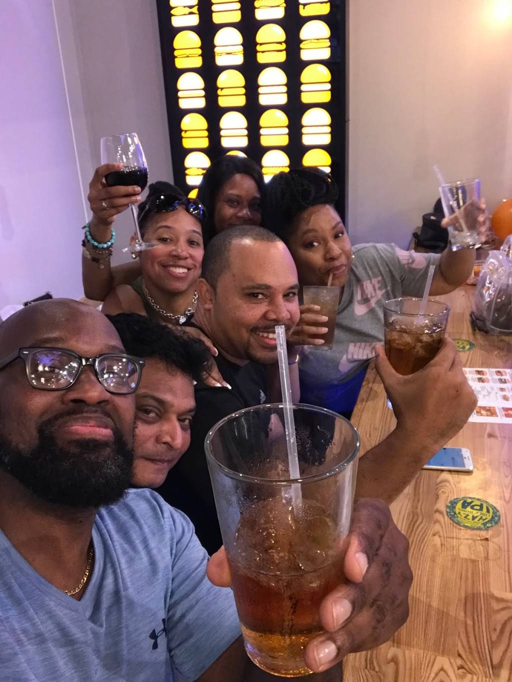 BurgerIm | restaurant | 10309 Grand Central Ave, Owings Mills, MD 21117, USA | 4105045070 OR +1 410-504-5070