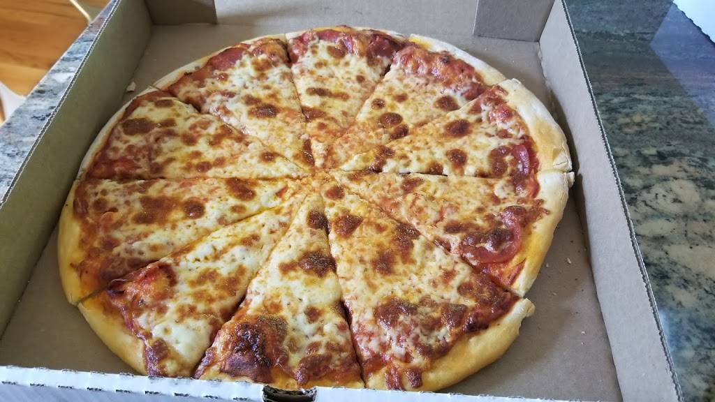 Pizza Counter | meal delivery | 225 W Broadway, Council Bluffs, IA 51503, USA | 7123237245 OR +1 712-323-7245