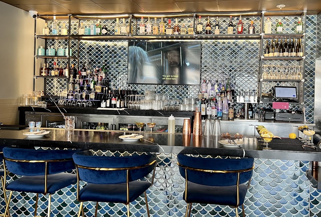 Tonys Galley | restaurant | 722 Village Ct, Santa Rosa, CA 95405, USA | 7073037007 OR +1 707-303-7007