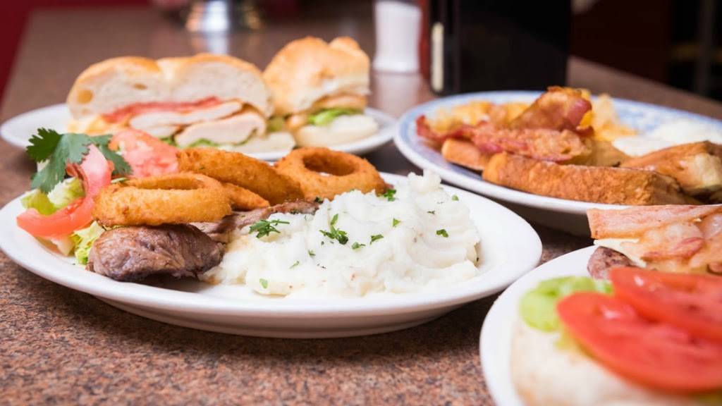 Meriden Road Diner | restaurant | 895 Meriden Rd, Waterbury, CT 06705, USA | 2035750537 OR +1 203-575-0537