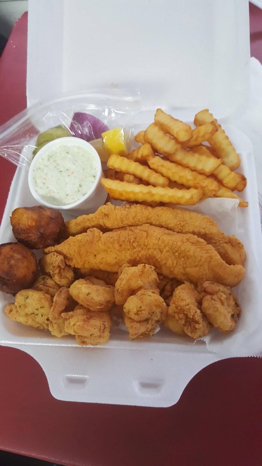 Crab Stop | restaurant | 1804 US-29, West Point, GA 31833, USA | 7066430764 OR +1 706-643-0764