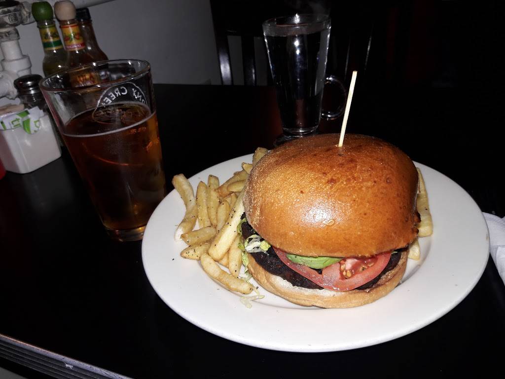 Maverick Marketplace Cafe | cafe | 154 Maverick St, Boston, MA 02128, USA | 6174556232 OR +1 617-455-6232