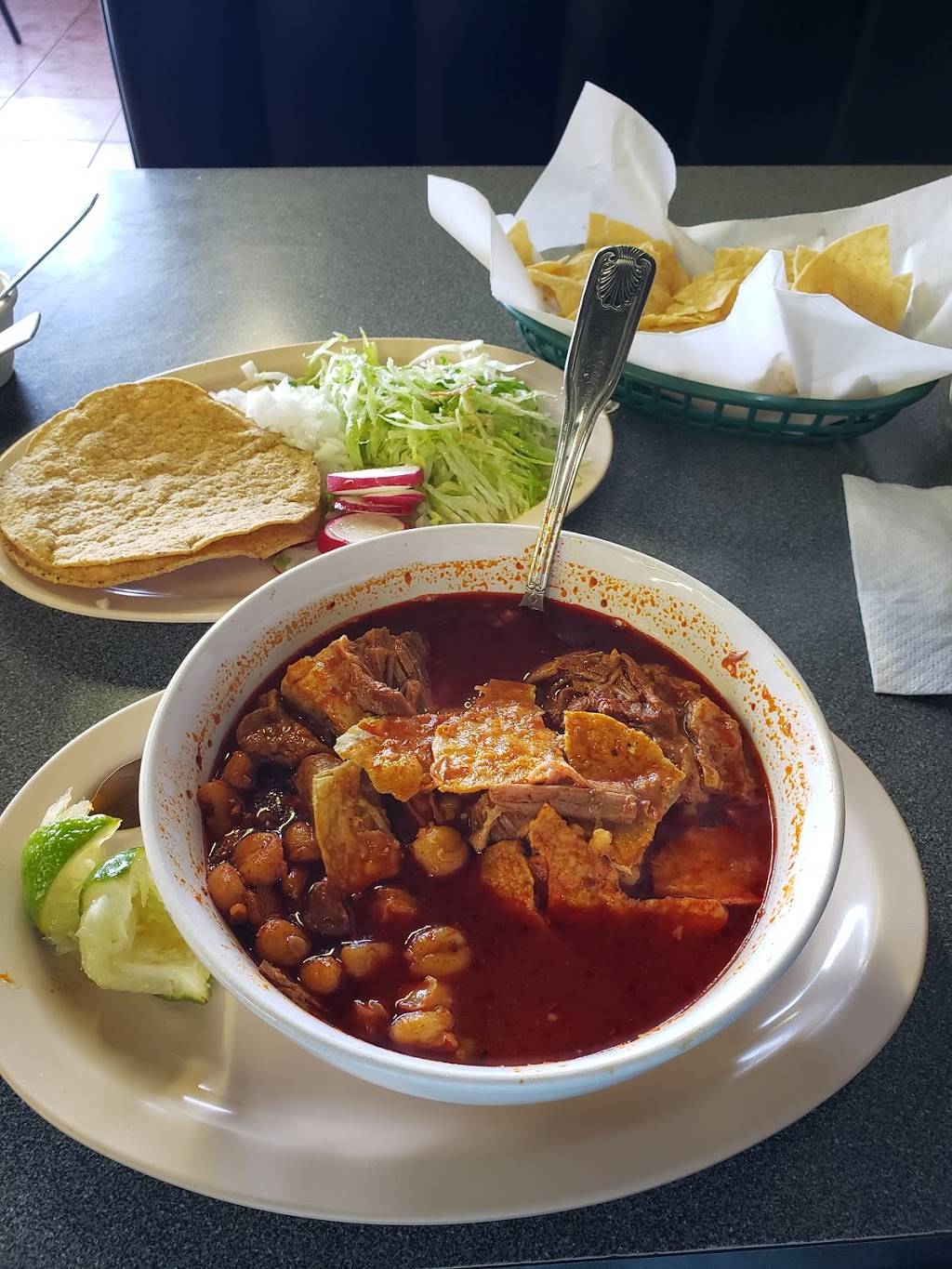 Garibaldi Taqueria | restaurant | 5967 Knight Arnold Rd, Memphis, TN 38115, USA | 9013705820 OR +1 901-370-5820
