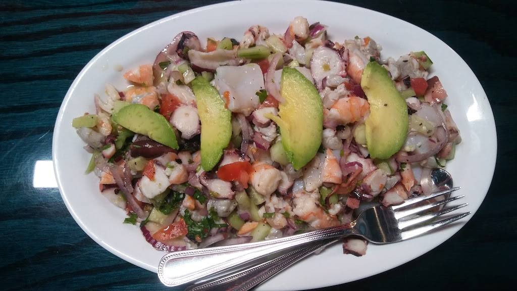 Mariscos Las Islas Marias | restaurant | 14366 Atstar St, Victorville, CA 92345, USA | 7609558328 OR +1 760-955-8328