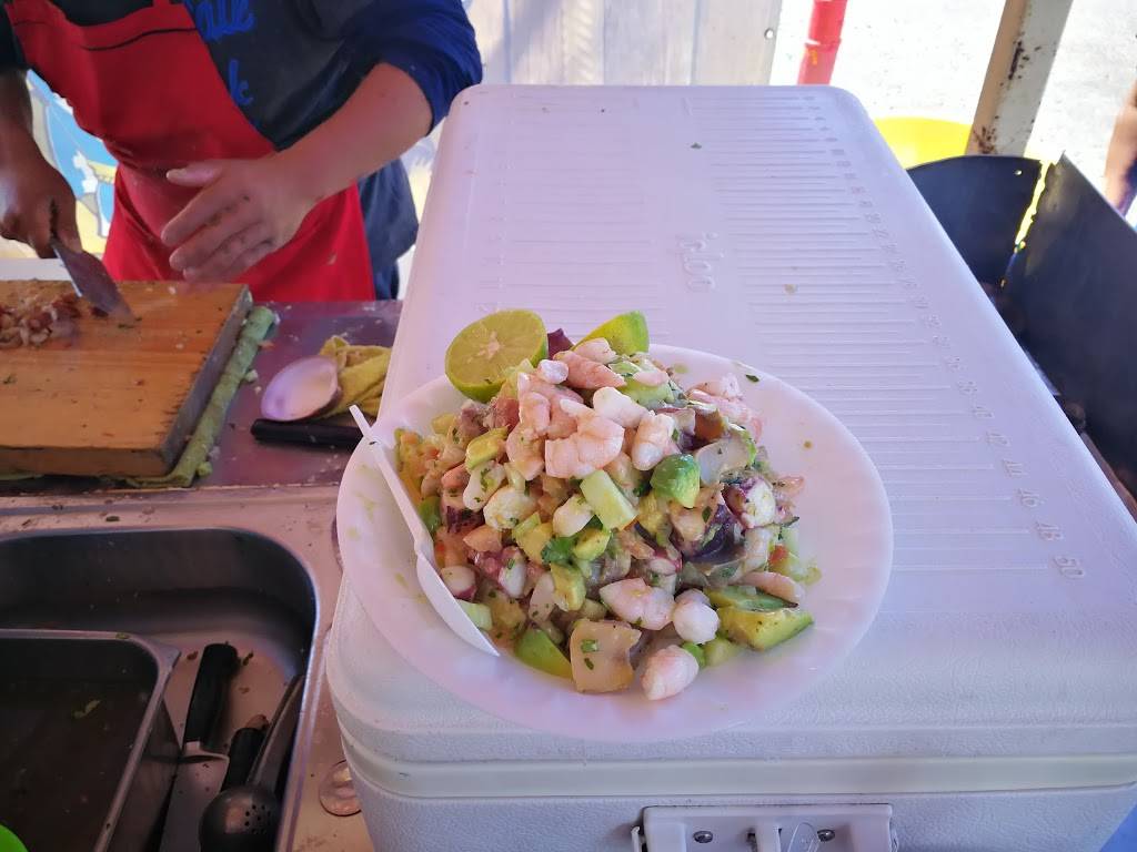 Mariscos El Chava | restaurant | Calle Segunda 168, Hidalgo, 22880 Ensenada, B.C., Mexico | 016461319077 OR +52 646 131 9077