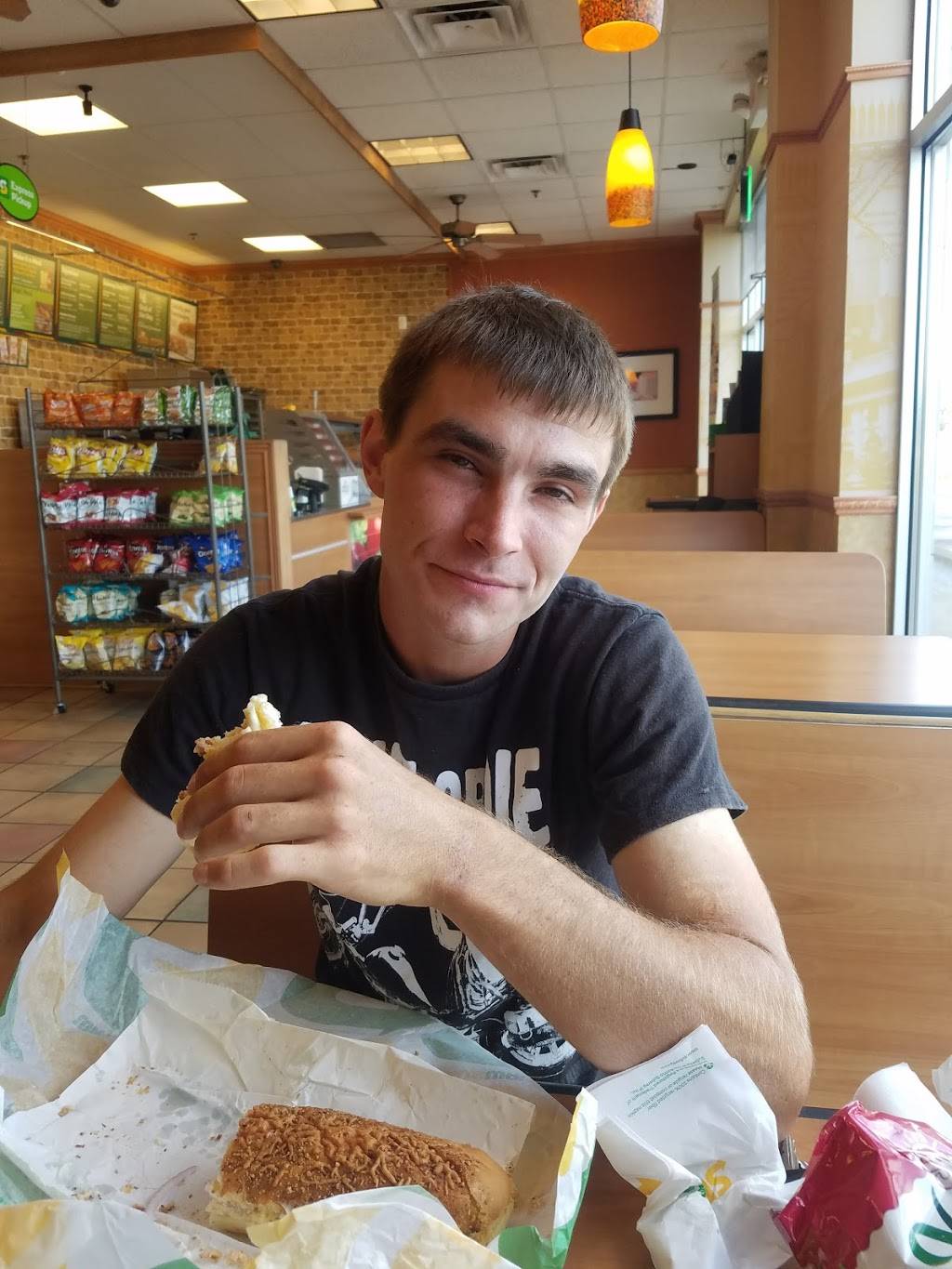 Subway Restaurants | restaurant | 11755 Mosteller Rd, Sharonville, OH 45241, USA | 5133262049 OR +1 513-326-2049