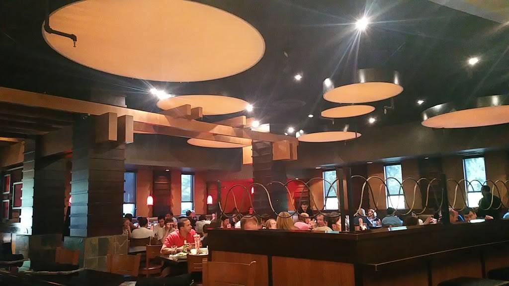 P.F. Changs | restaurant | 4250 Fairfax Corner Ave, Fairfax, VA 22030, USA | 7032662414 OR +1 703-266-2414