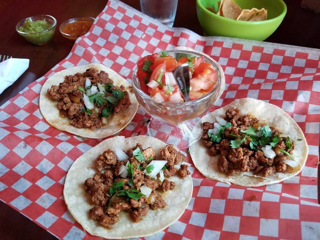 El Tio Luis - Cuisine mexicaine | restaurant | 93 Rue du Marché, Salaberry-de-Valleyfield, QC J6T 1P6, Canada | 4508542022 OR +1 450-854-2022