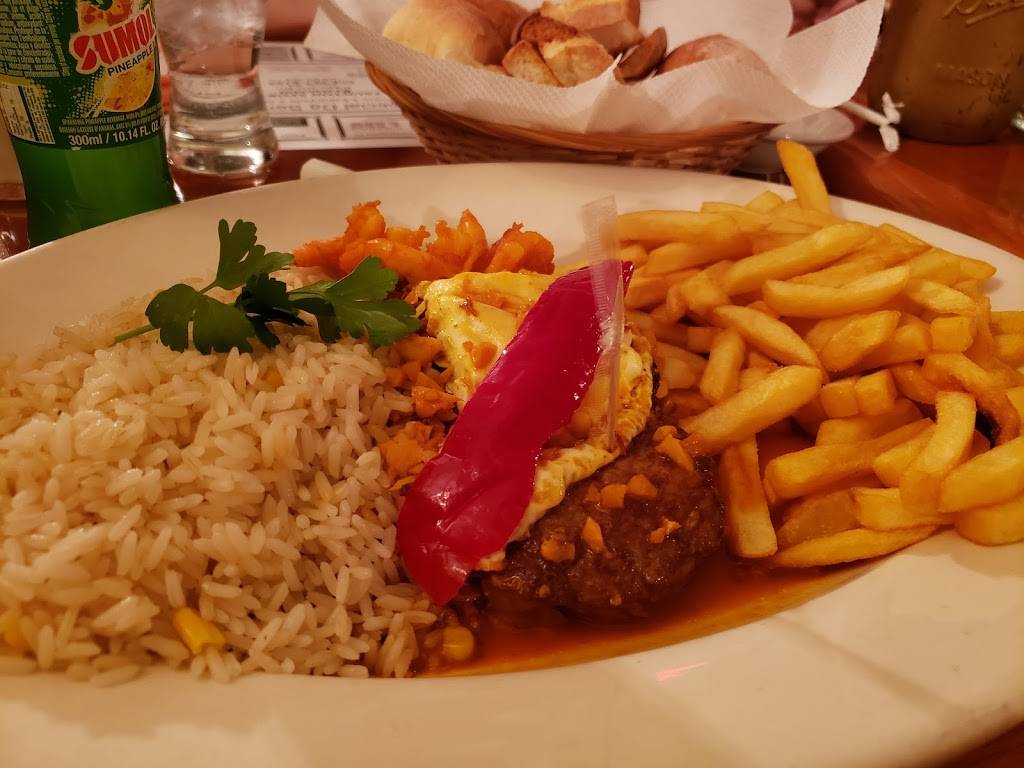 Taunton Sports Restaurant | restaurant | 33 Baker Rd W, Taunton, MA 02780, USA | 5089676195 OR +1 508-967-6195