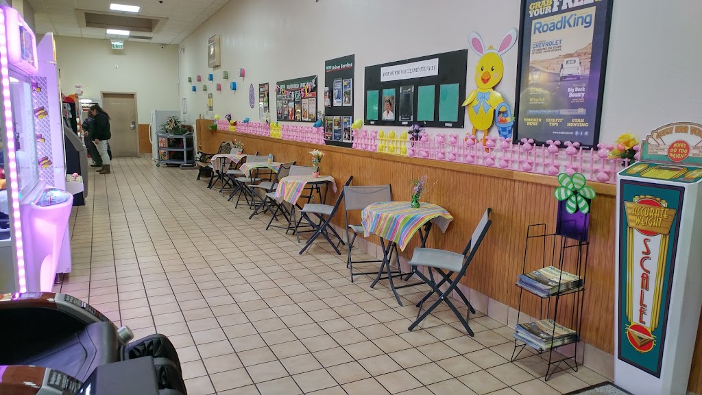 Petro Diner | restaurant | 28991 Gonzaga Rd, Santa Nella, CA 95322, USA | 2098278025 OR +1 209-827-8025