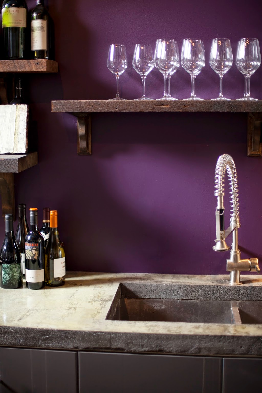 The Wine Spot | restaurant | 2271 Lee Rd, Cleveland Heights, OH 44118, USA | 2163423623 OR +1 216-342-3623