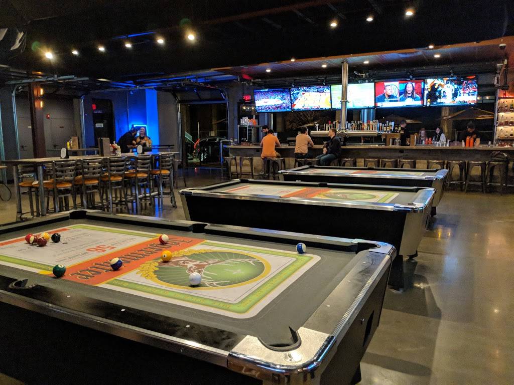 The Social at Midtown | restaurant | 1728 W University Ave, Gainesville, FL 32603, USA | 3523737383 OR +1 352-373-7383