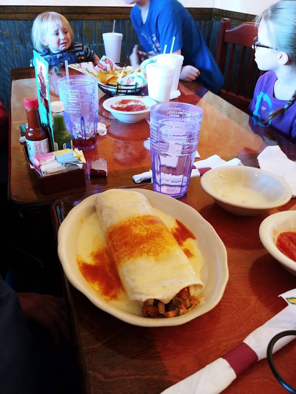 El Gran Puerto | restaurant | 2745, 62 Draft Ave, Stuarts Draft, VA 24477, USA | 5403240101 OR +1 540-324-0101