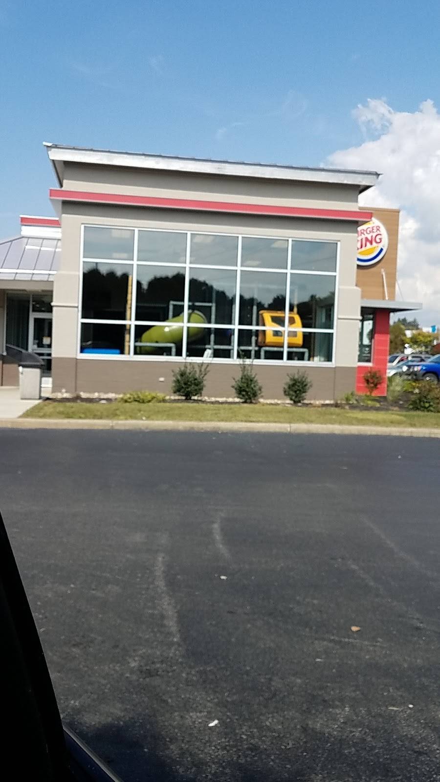 Burger King | restaurant | 600 S High St, Cortland, OH 44410, USA | 3306378307 OR +1 330-637-8307