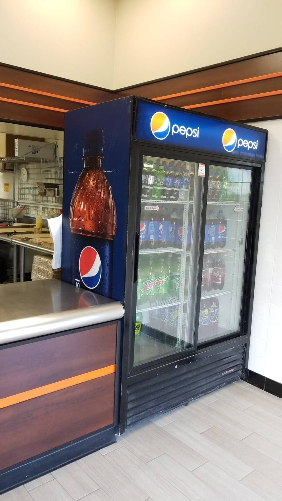 Little Caesars Pizza | meal takeaway | 2903 E 10th St, Jeffersonville, IN 47130, USA | 8122830500 OR +1 812-283-0500