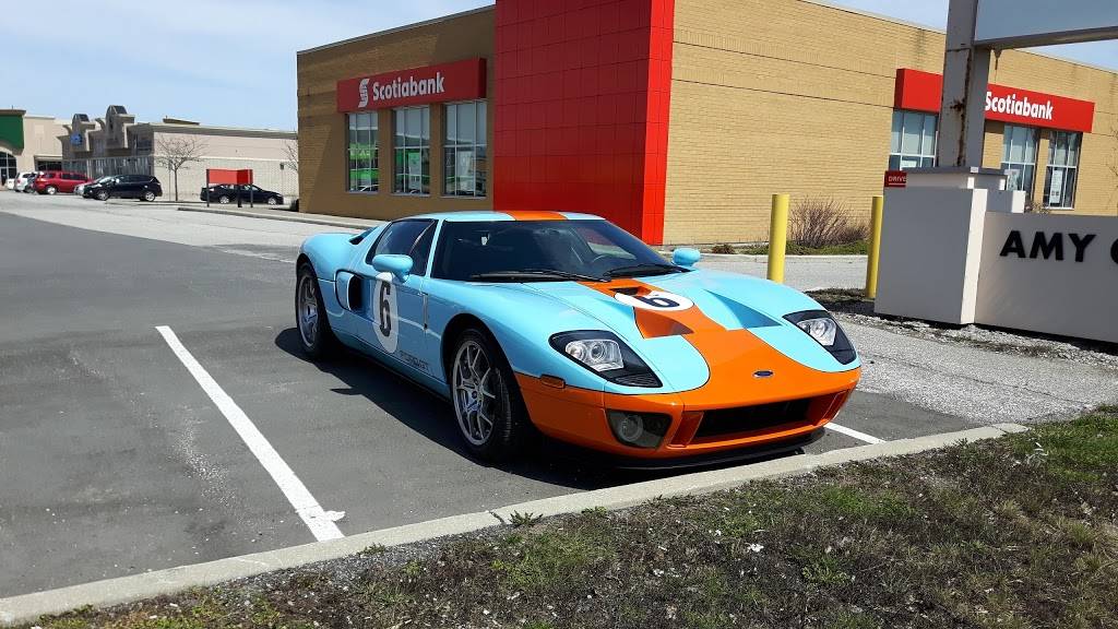 KFC | meal takeaway | 27 Amy Croft Dr, Windsor, ON N9K 1C7, Canada | 5197393067 OR +1 519-739-3067