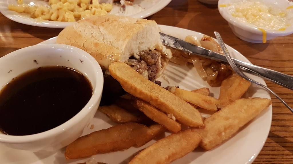 Cracker Barrel Old Country Store | restaurant | 128 St Robert Blvd, St Robert, MO 65584, USA | 5733367273 OR +1 573-336-7273