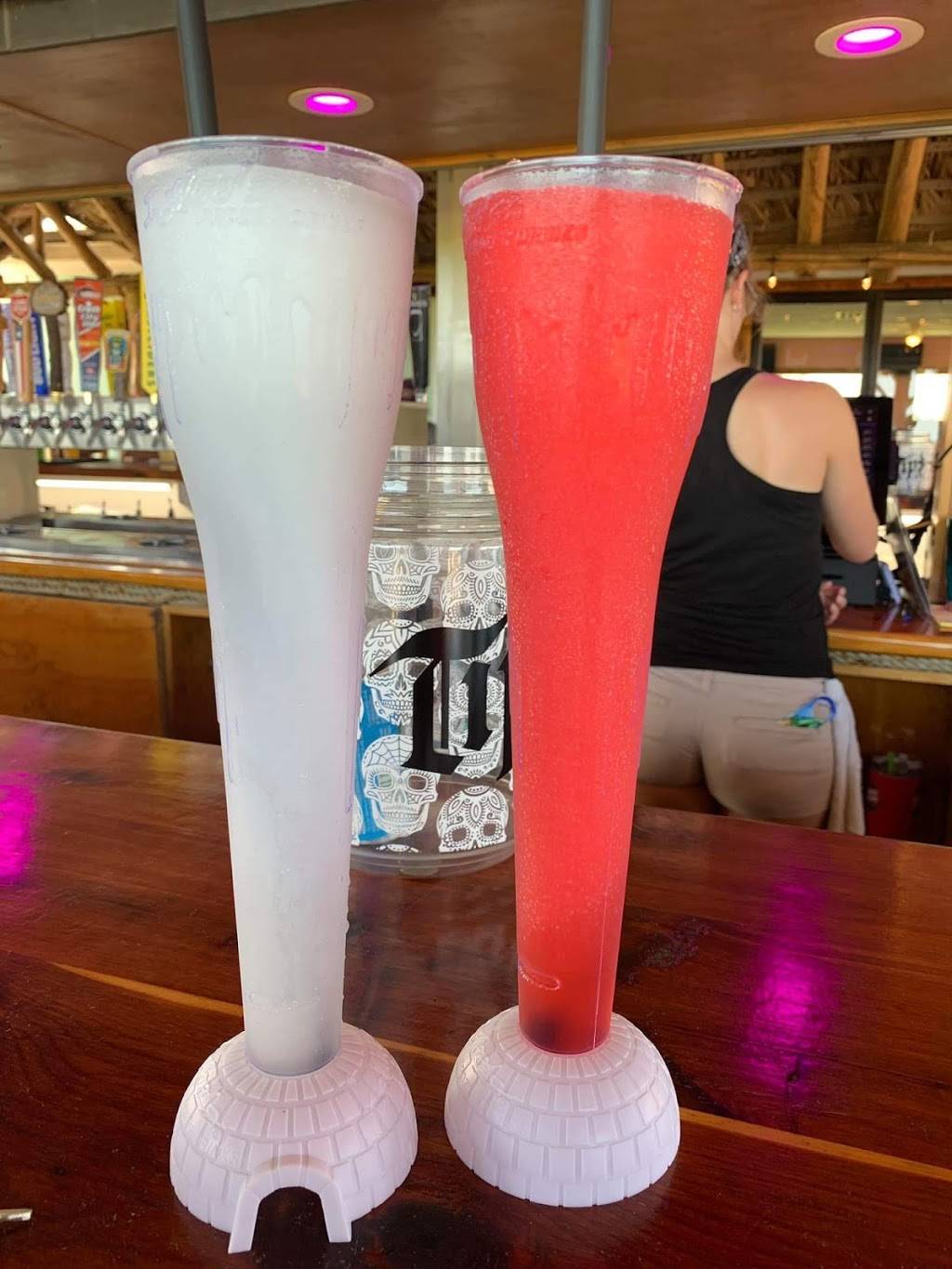 Flip Flops Beach Bar & Grill | restaurant | 731 Seawall Blvd, Galveston, TX 77550, USA | 4095395189 OR +1 409-539-5189