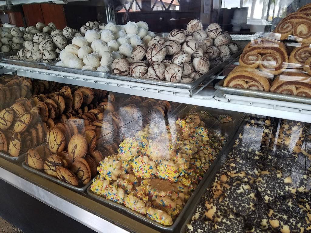 Unique Pastry | bakery | 18381 Ventura Blvd, Tarzana, CA 91356, USA | 8187573100 OR +1 818-757-3100