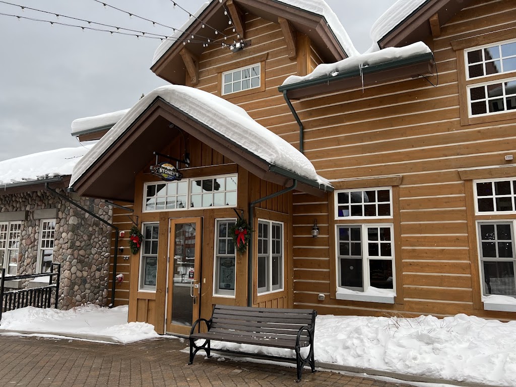 Stoneys Winter Park | restaurant | 120 Parry Peak Way, Parshall, CO 80468, USA | 9703637744 OR +1 970-363-7744