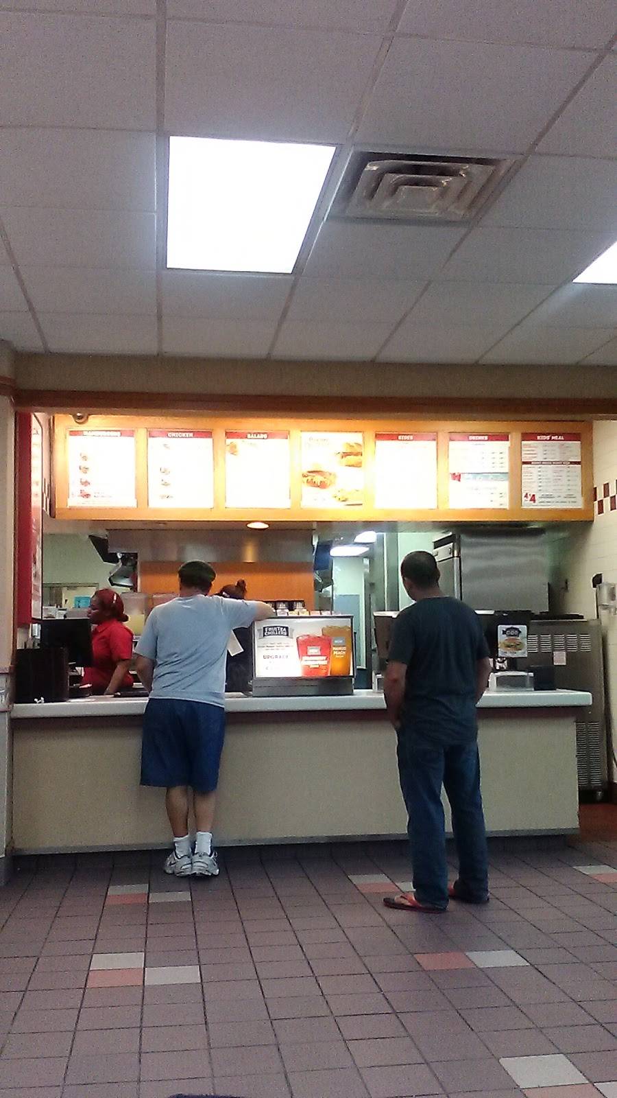 Wendys | restaurant | 181 Lefante Way, Bayonne, NJ 07002, USA | 2013398470 OR +1 201-339-8470