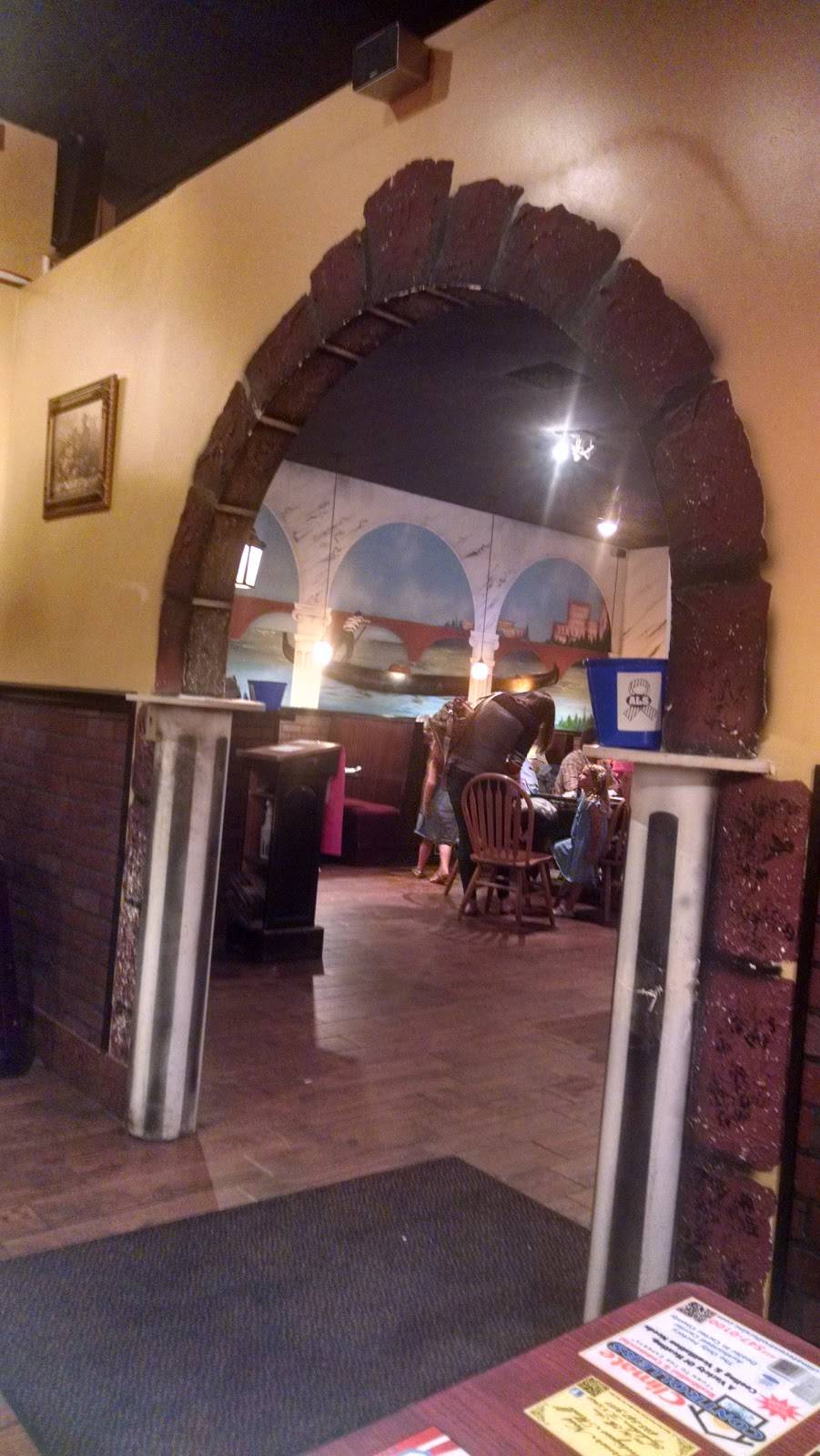 Primos Italian Restaurant | restaurant | 151 Hudson Dr, Elizabethton, TN 37643, USA | 4235438400 OR +1 423-543-8400