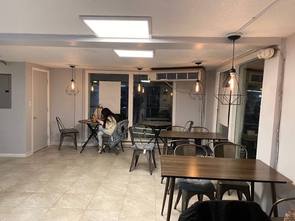 赤炸Cheers Cut | restaurant | 31 Boltwood Walk, Amherst, MA 01002, USA | 4132303127 OR +1 413-230-3127