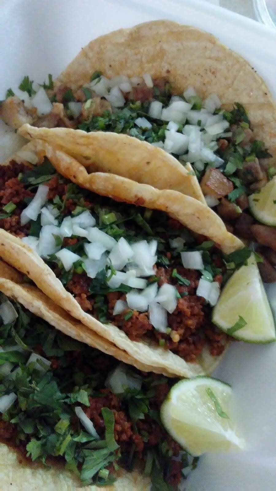 Hot Peppers Mexican Grill | restaurant | 10583 Springfield Pike, Cincinnati, OH 45215, USA | 5137710974 OR +1 513-771-0974