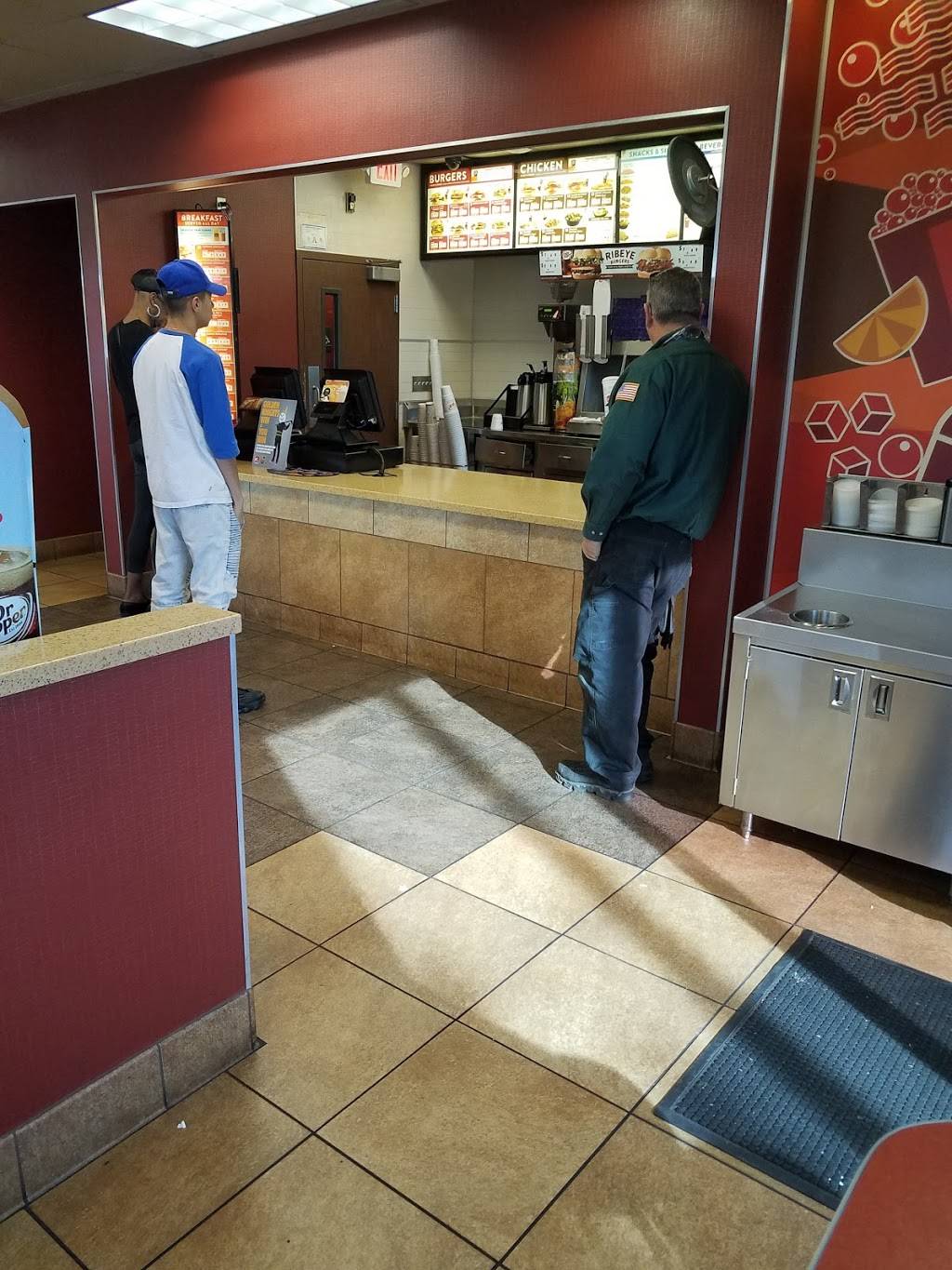 Jack in the Box | restaurant | 1591 S Main St, Las Vegas, NV 89104, USA | 7023836908 OR +1 702-383-6908