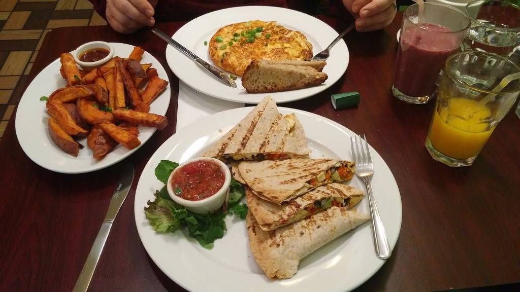 Green Leaf Vegetarian & Vegan Restaurant | restaurant | 62 Water St, Framingham, MA 01701, USA | 5083093009 OR +1 508-309-3009